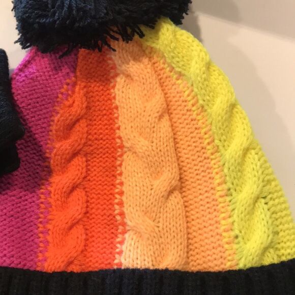 NWT Hurley hat and gloves set - Picture 3 of 3